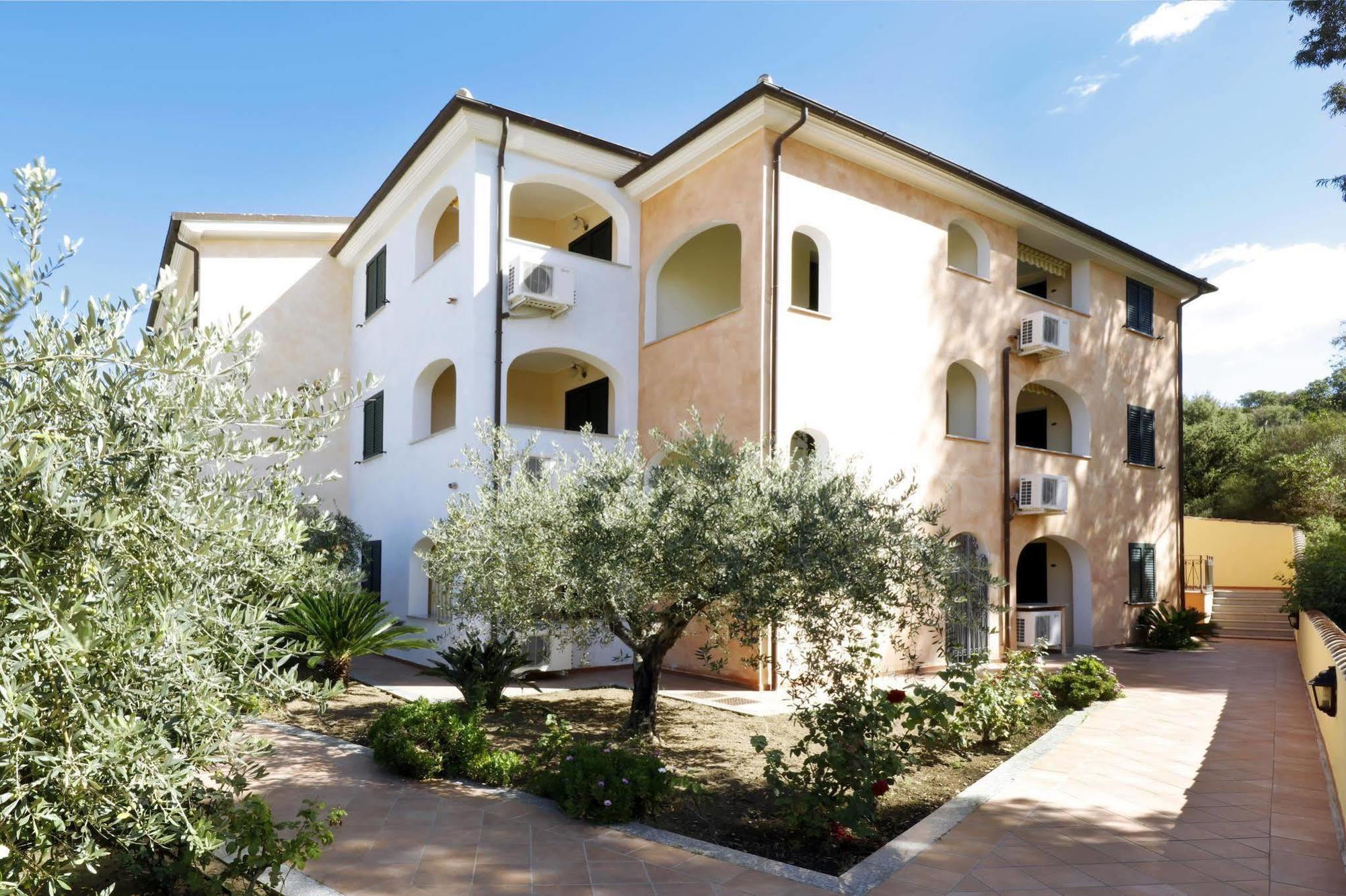 Residence Il Borgo Orosei Exterior photo