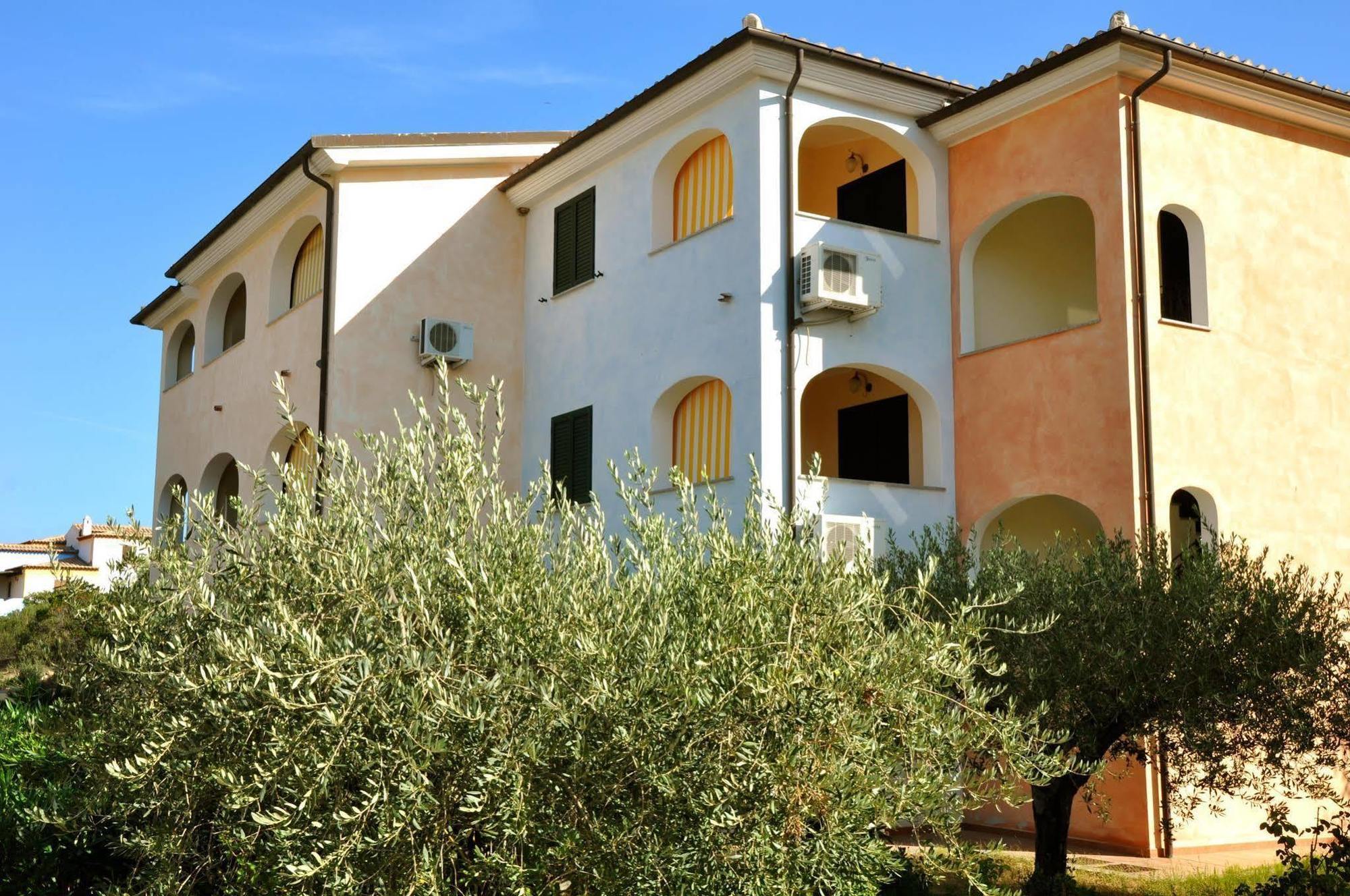 Residence Il Borgo Orosei Exterior photo